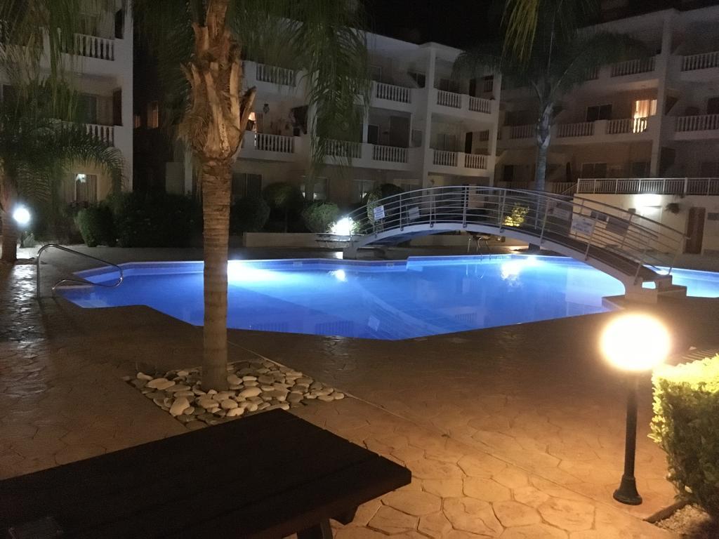 Apartamento Diana Gardens Paphos Exterior foto